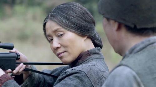 国产老太婆,岁月流转中的温馨记忆 第3张 国产老太婆,岁月流转中的温馨记忆 第3张